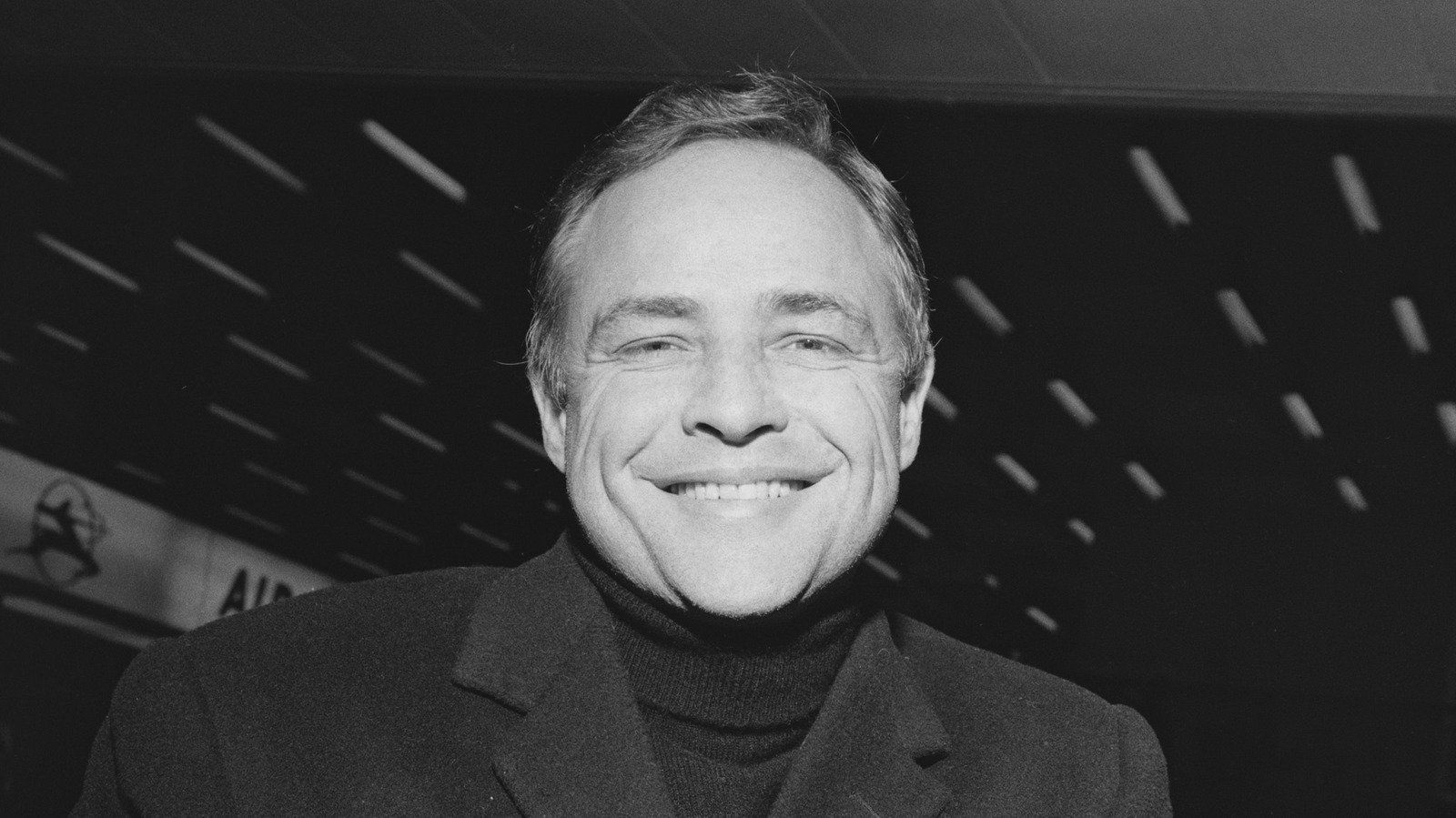 <a href="https://www.healthdigest.com/2277637/old-hollywood-marlon-brando-unusual-diet/" target="_blank">Old Hollywood Icon Marlon Brando Had An Unusual Diet</a>