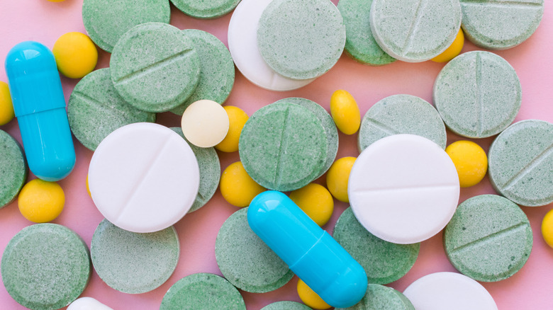 Opioids pills spread out on a table