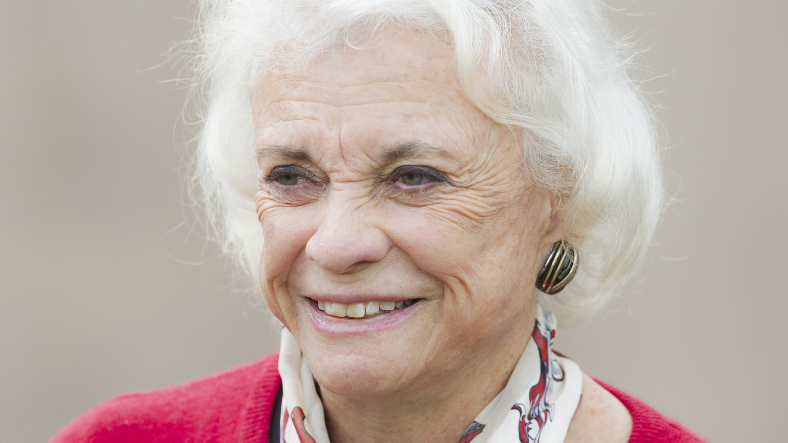 Sandra Day O'Connor, First Girl On The Supreme Courtroom, Trigger Of Demise Defined
