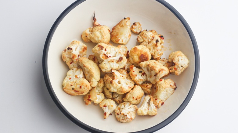 roasted cauliflower in bowl