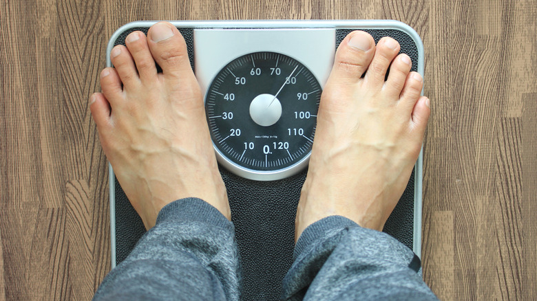 feet on a scale