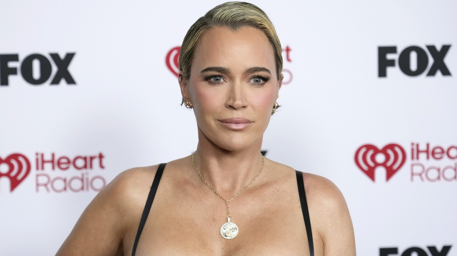 <a href="https://www.healthdigest.com/2287326/teddi-mellencamp-plastic-surgery-cancer-shame/" target="_blank">Fighting Cancer Is Hard Enough — Teddi Mellencamp Shouldn’t Have To Defend Her Plastic Surgery Too</a>