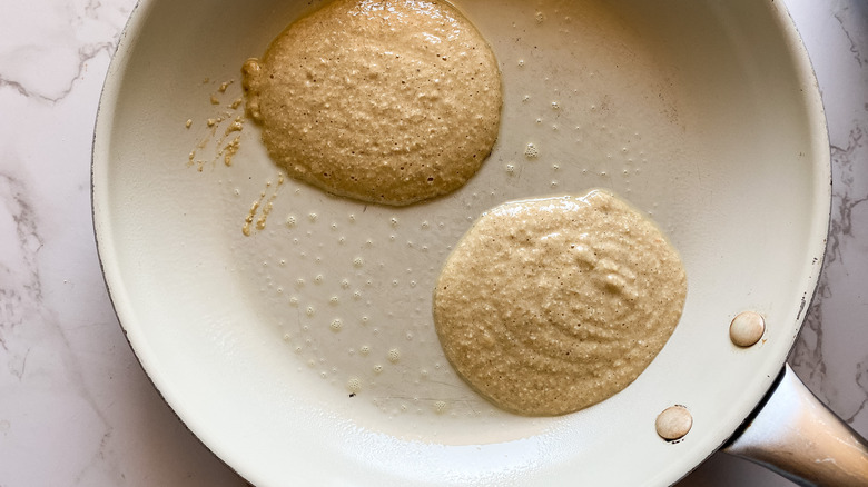 make banana oat pancakes