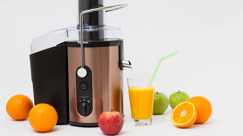 juicer with fruit