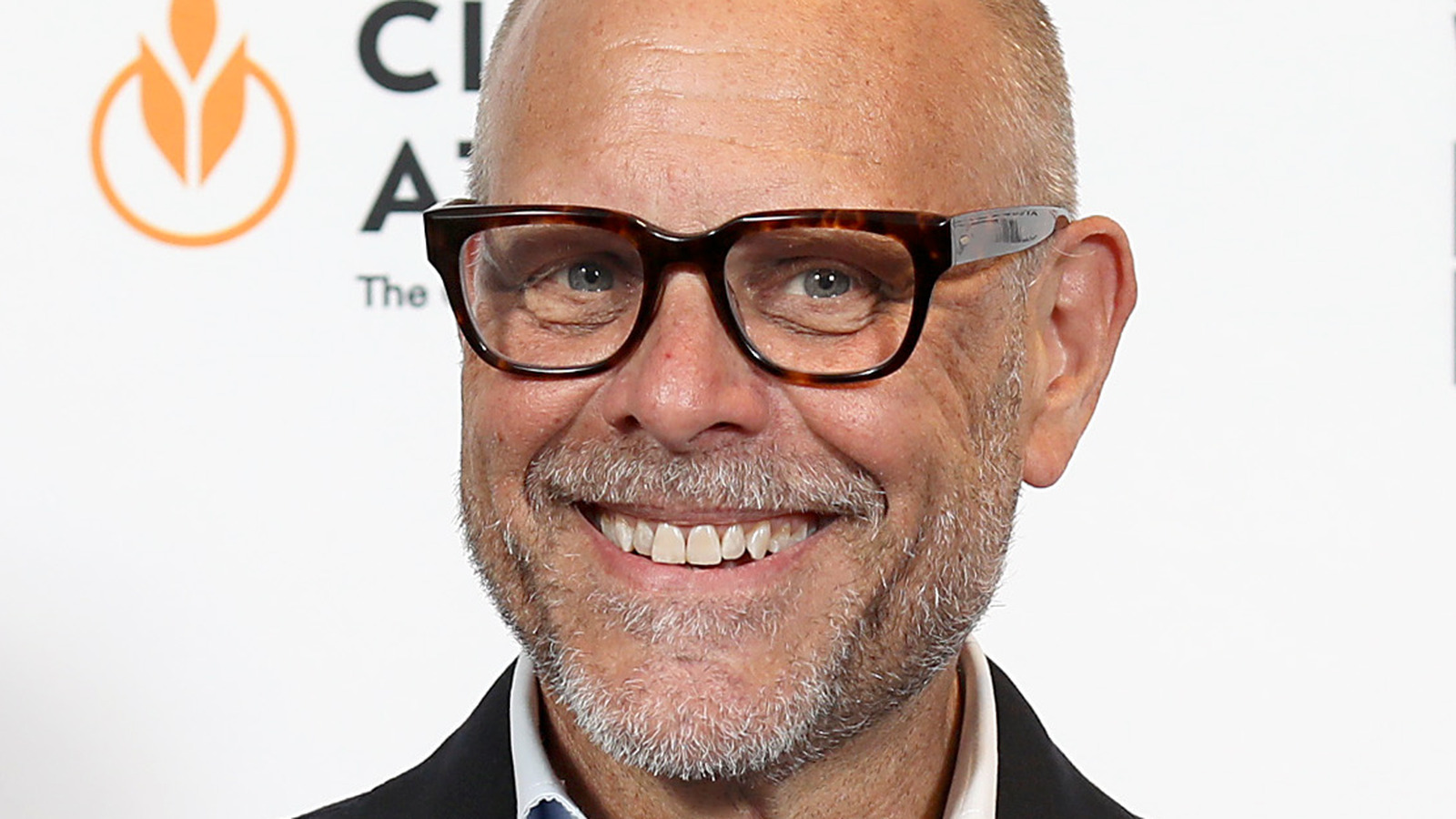 The Brain-Powered Fruit Alton Brown Recommends Fitting Into Your Daily