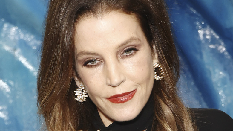 Smiling Lisa Marie Presley