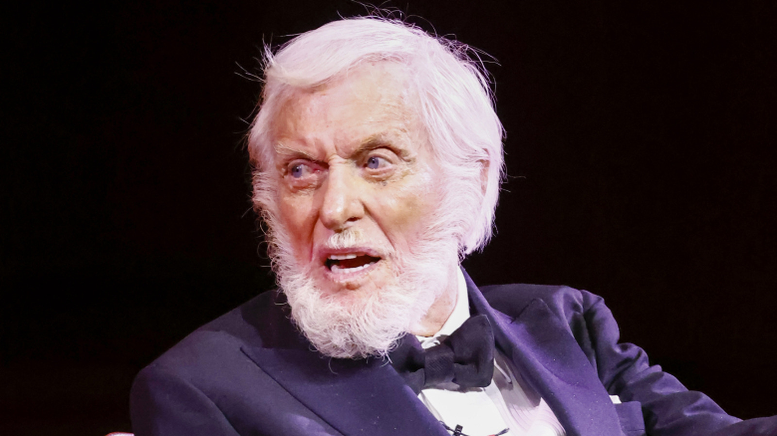 <a href="https://www.healthdigest.com/2059453/celebrities-health-worried-going-into-2026/" target="_blank">The Celebrities Whose Health We’re Most Worried About Going Into 2026</a>