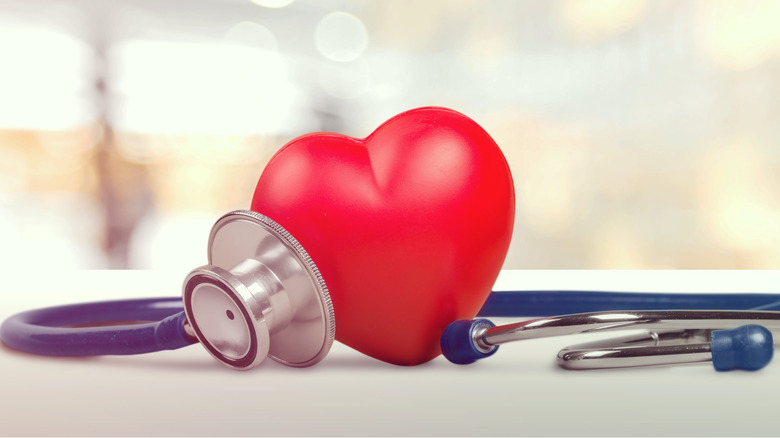 stethascope wrapped around a heart