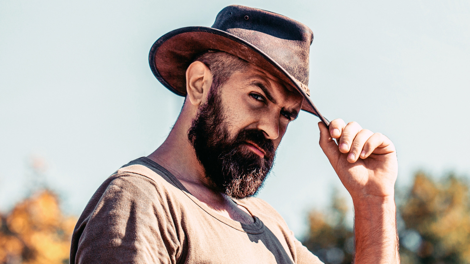 <a href="https://www.healthdigest.com/2218376/alarming-dental-hygiene-habit-cowboys-used-in-wild-west-would-disgust-people-today/" target="_blank">The Dental Hygiene Habit Cowboys Used In The Wild West That Would Disgust People Today</a>