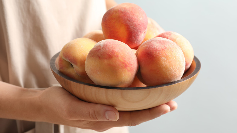 The Health Benefits of Peaches - Health Beat