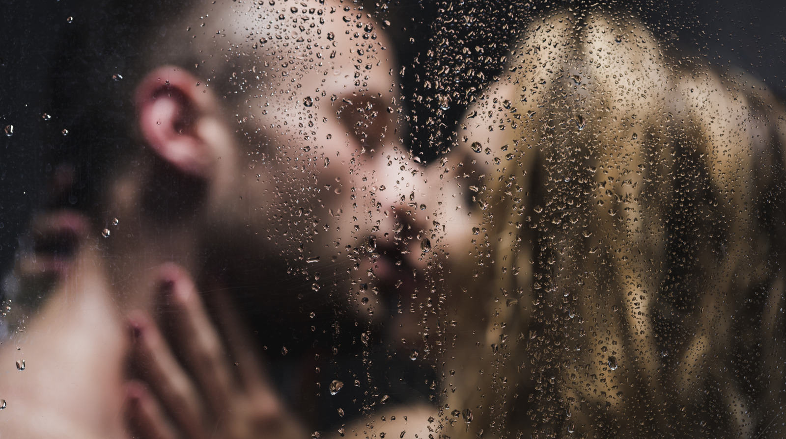 <a href="https://www.healthdigest.com/1751115/is-shower-sex-dangerous-healthy/" target="_blank">The Hidden Dangers Of Having Sex In The Shower</a>