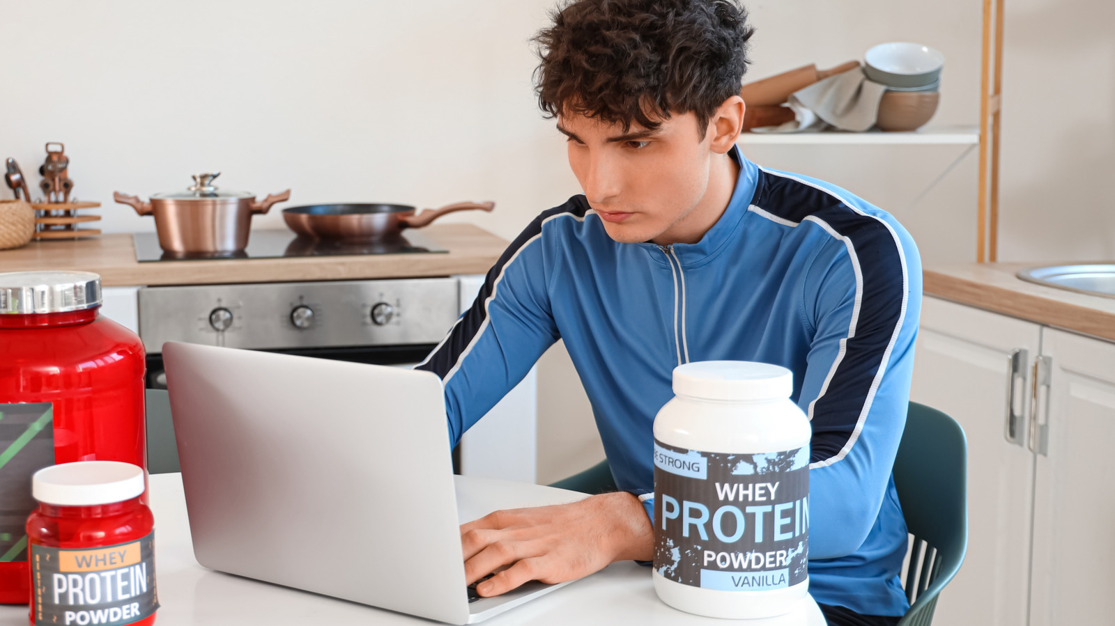 <a href="https://www.healthdigest.com/1748459/dried-squid-protein-17-grams-per-100-calories/" target="_blank">The Little-Known Ingredient That Packs Over 15 Grams Of Protein In Under 100 Calories</a>