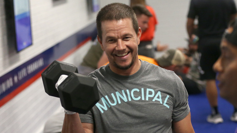 Mark Wahlberg doing bicep curls