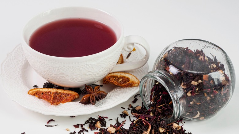 tea cup with tea leaves