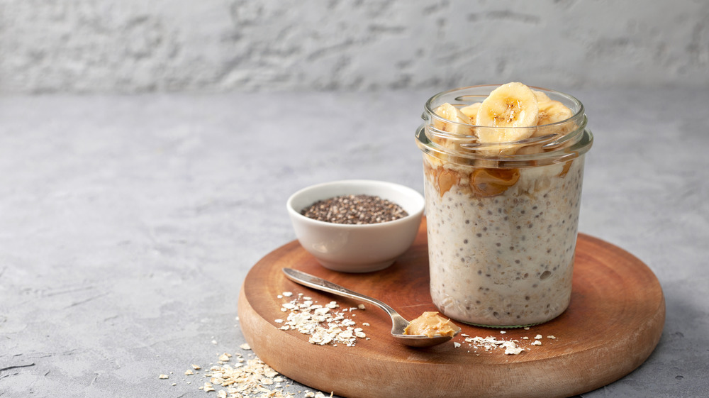 overnight oats in a jar with bananas
