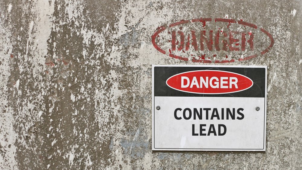 Lead danger sign