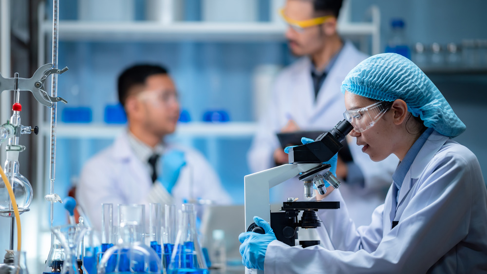 Scientists researching COVID-19 therapeutics