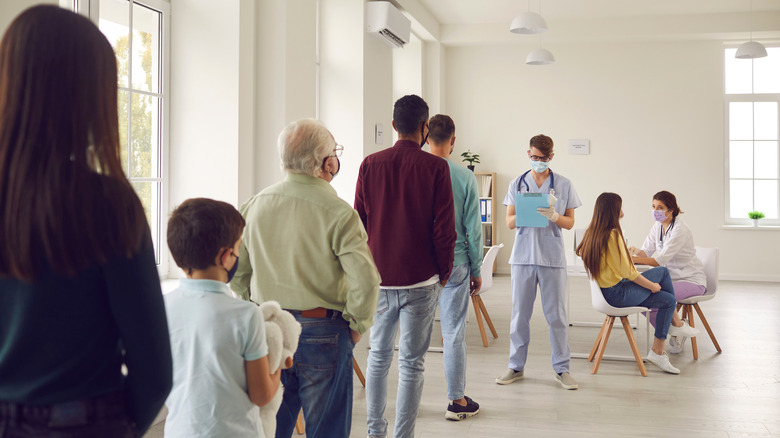 People lined up at COVID-19 vaccine provider site