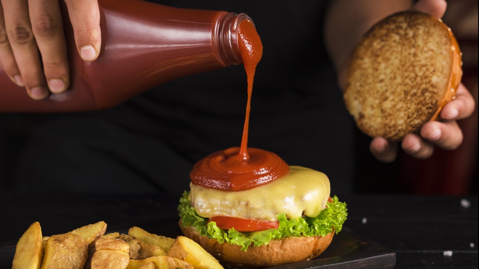 The Real Reason You Should Avoid Bottled Table Ketchup At Restaurants