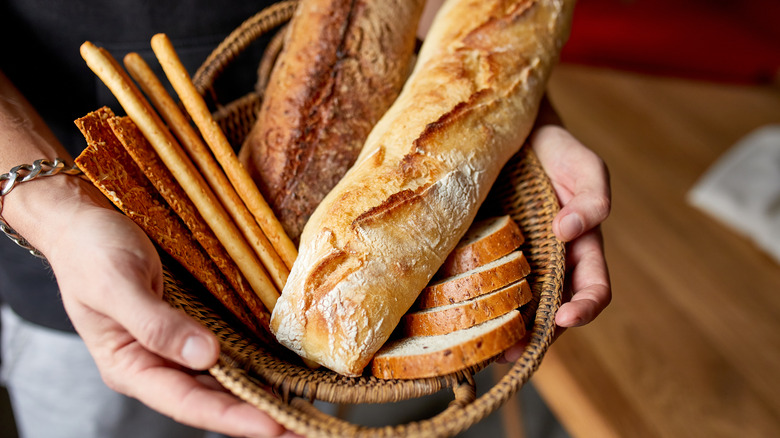 a bread basket 