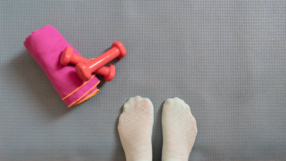 Weights and stocking feet