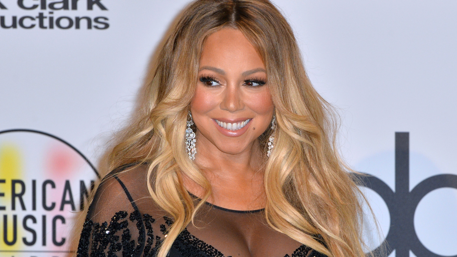 <a href="https://www.healthdigest.com/2043602/strange-purple-post-pregnancy-diet-mariah-carey-drawbacks/" target="_blank">The Strange Post-Pregnancy Diet Mariah Carey Tried Had Major Drawbacks</a>