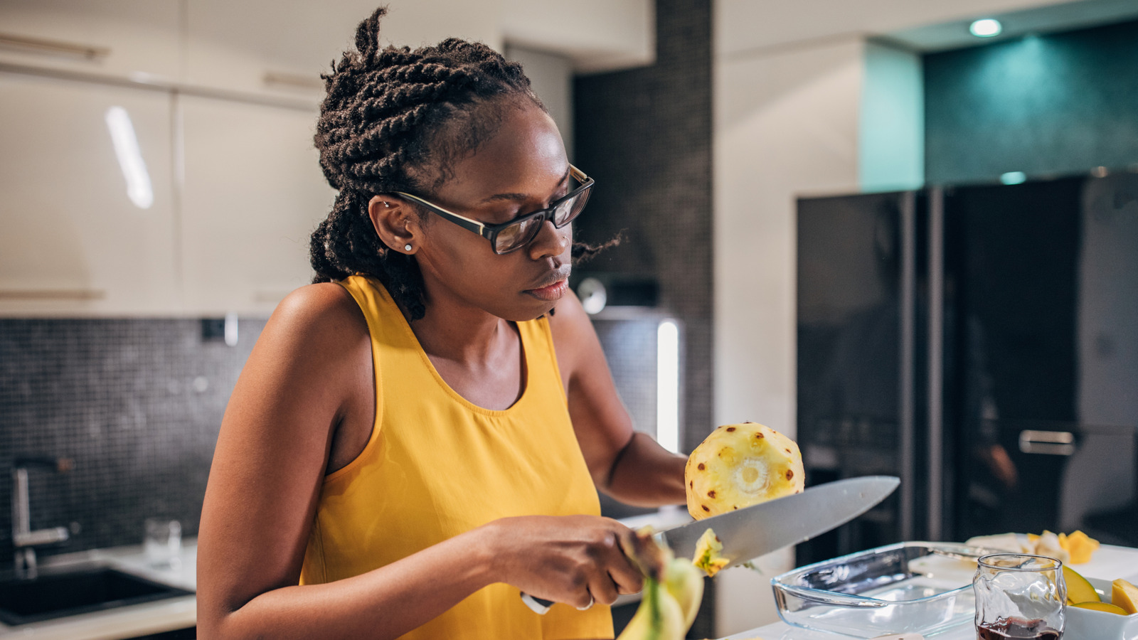 <a href="https://www.healthdigest.com/1857858/try-eating-tropical-fruit-better-sleep-pineapple/" target="_blank">The Tropical Fruit You Can Eat Before Bed To Sleep Better</a>