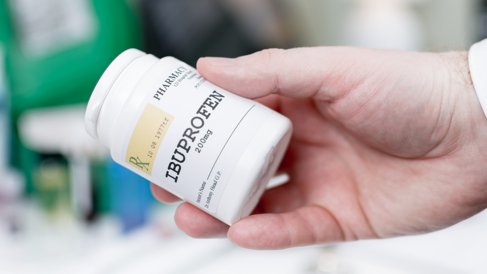 Think Twice Before Taking Ibuprofen If You Have This Common Infection