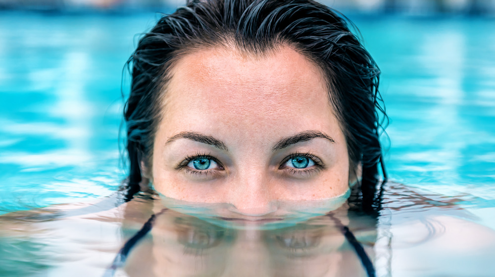 Woman under water 