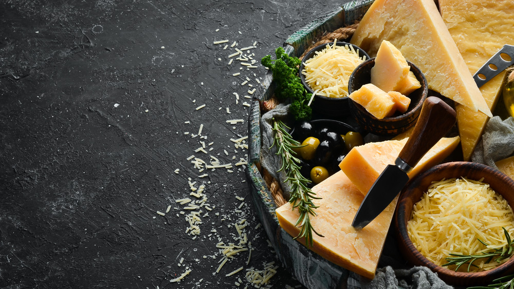 vegan and dairy cheeses