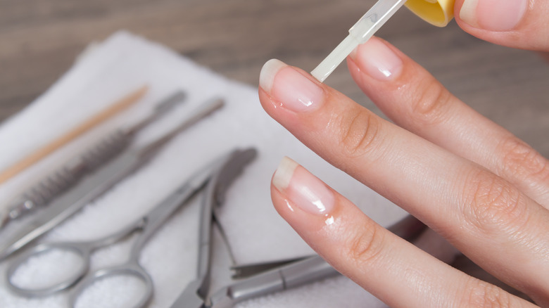 How to Get Rid of an Ingrown Fingernail