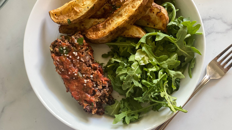 vegetarian meatloaf with fried potatoes