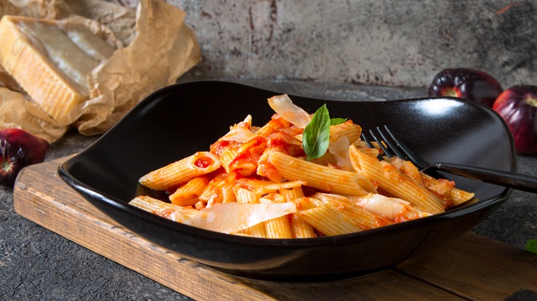 Pasta with tomato sauce, basil, parmesan 