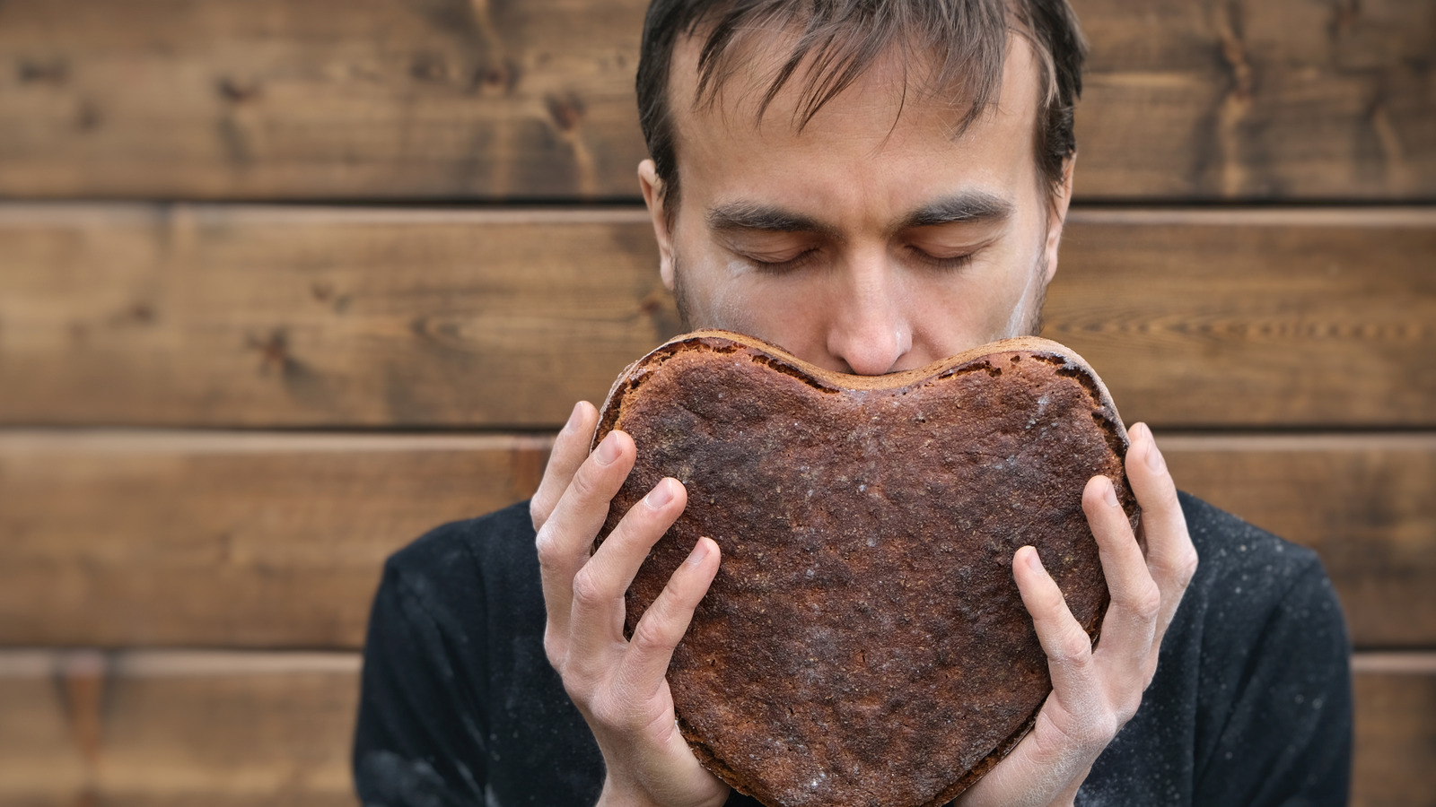 <a href="https://www.healthdigest.com/1829332/sourdough-bread-low-gluten-how-it-affects-health/" target="_blank">Turns Out Sourdough Bread Has Less Gluten, But What Does This Mean For Your Health?</a>