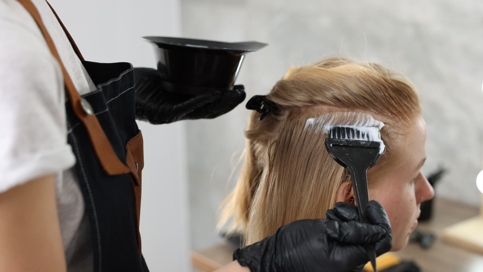 Unspoken Salon Hygiene Rules That Your Hairdresser Absolutely Can't Stand You Breaking
