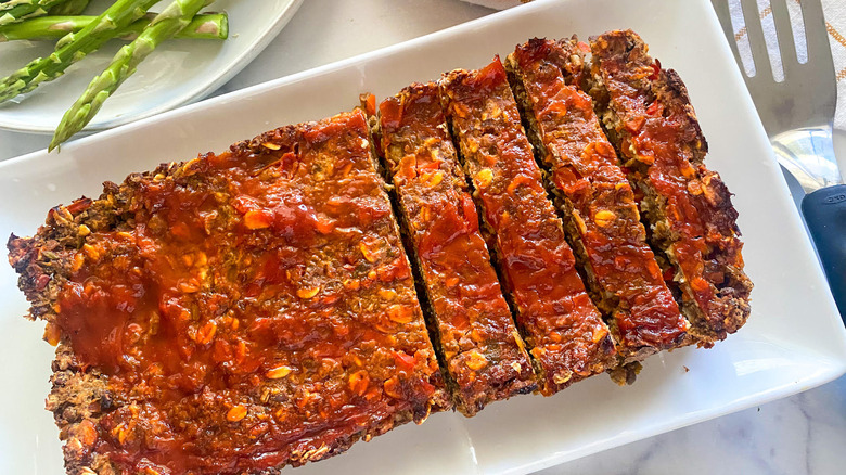 meatloaf on a plate 