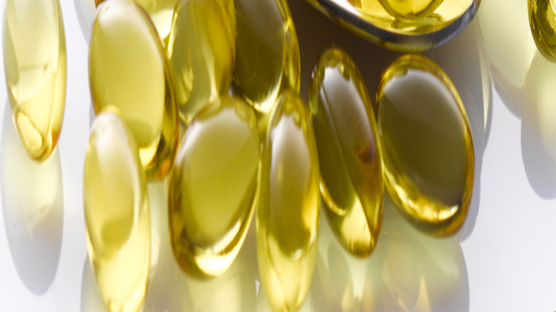 Spoonful of vitamin E supplements