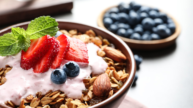 yogurt parfait