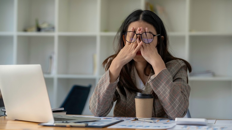 woman stressed out 