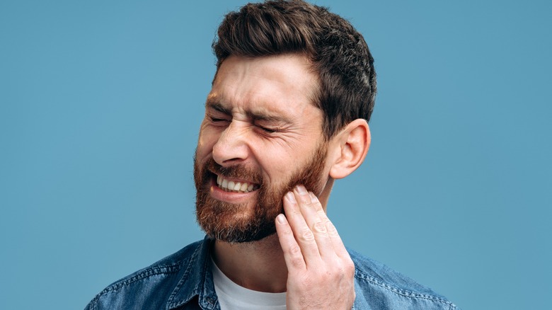 Man with painful jaw
