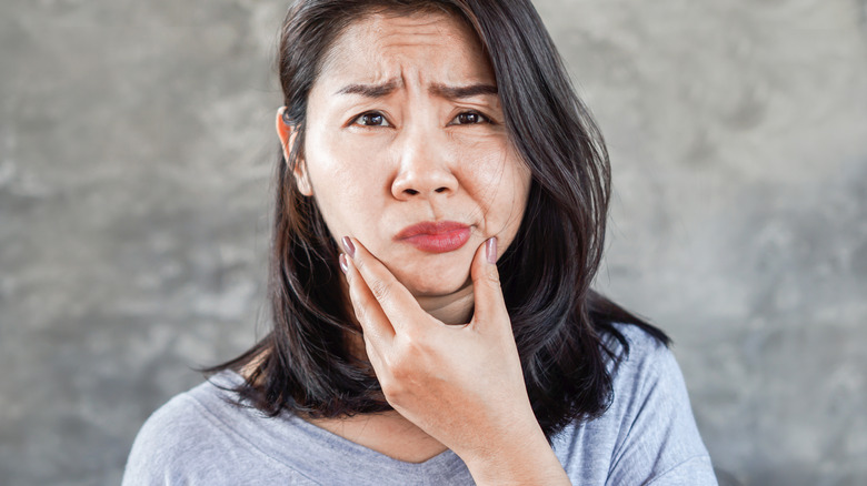 woman with Bell's palsy