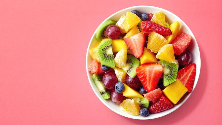 Bowl of fruits