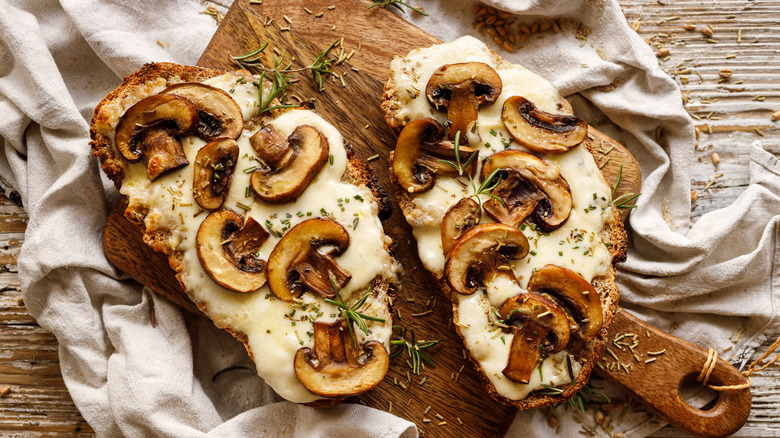 Mushrooms on two pieces of toast