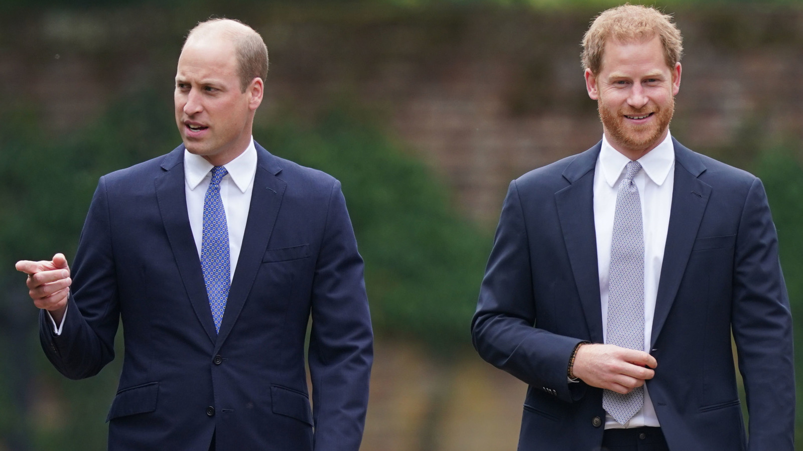 <a href="https://www.healthdigest.com/2203559/what-is-baldmaxxing-mens-hair-loss-trend/" target="_blank">What Is ‘Baldmaxxing’? The Men’s Trend Prince William And Harry Could Get Behind</a>