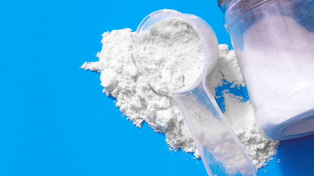 creatine powder in jars