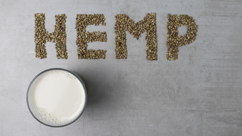 hemp seeds and glass of milk