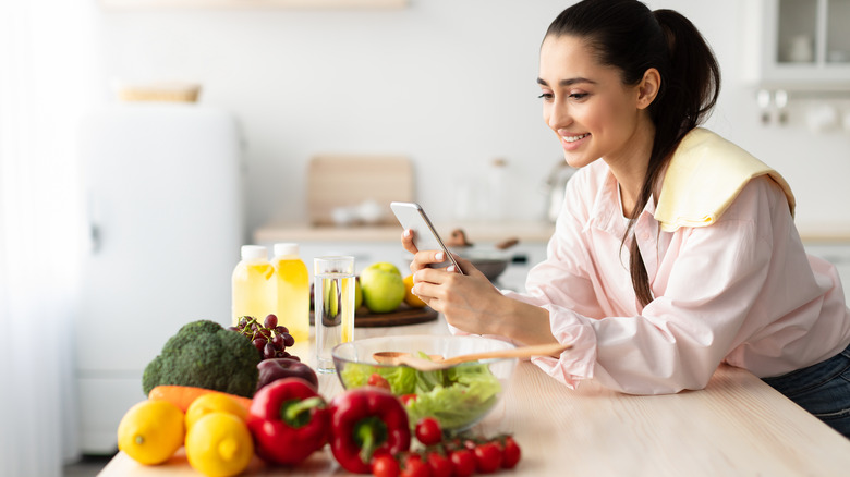 woman on weigh loss app