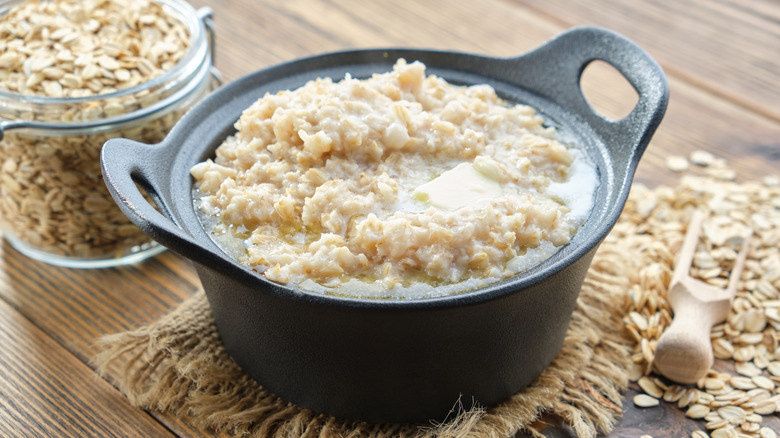 A pan of plain oatmeal