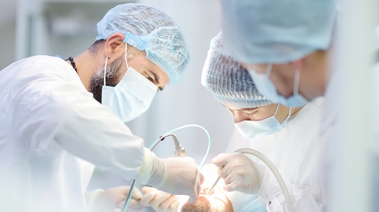 dental surgery doctors anesthesia