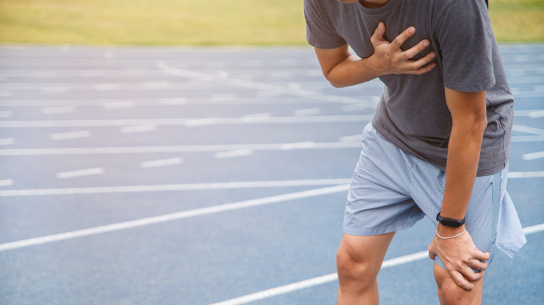 A man has chest pain while running